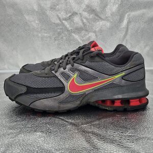 Nike Women's Reax Run Dominate Gray Running Athletic Shox Sneaker Size 9